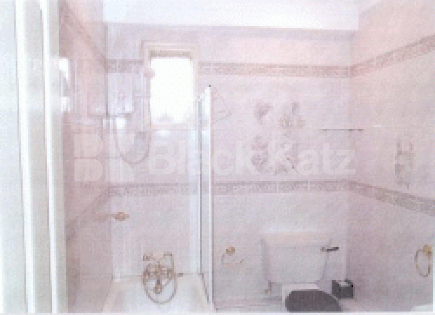 			new instruction, 2 Bedroom, 1 bath, 1 reception Flat			 Gloucester Place, Marylebone